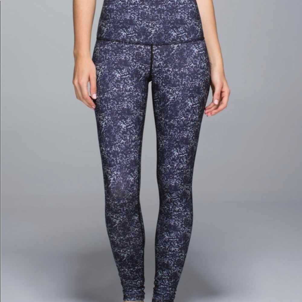 Lululemon Wunder Under Roll-Down Pants